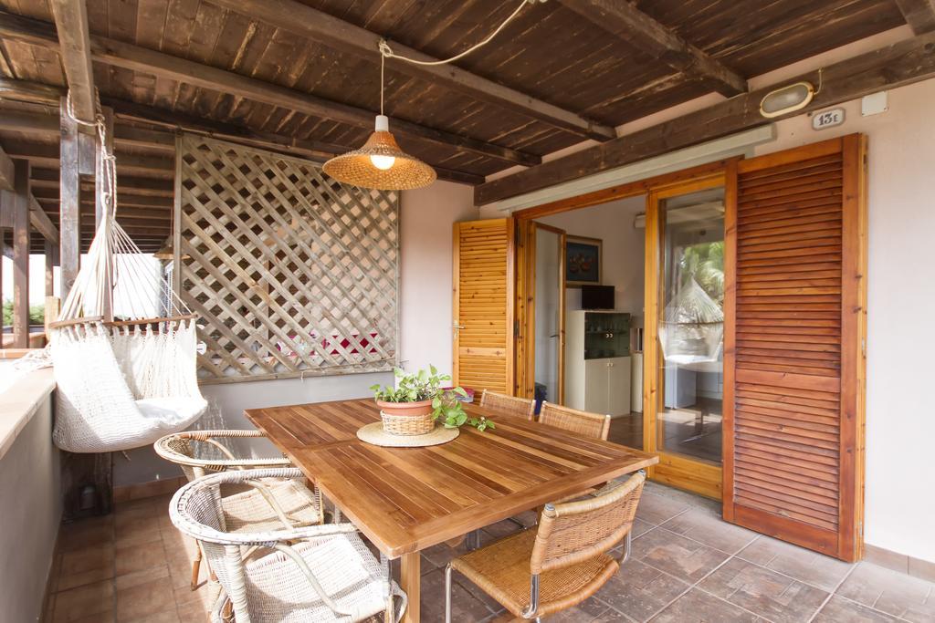 Mirti 13E Villa Стинтино Екстериор снимка